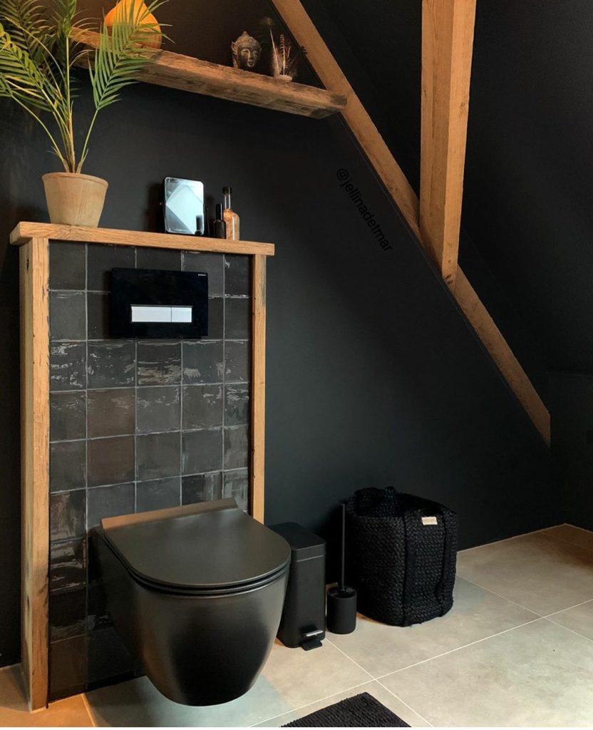 zwart toilet